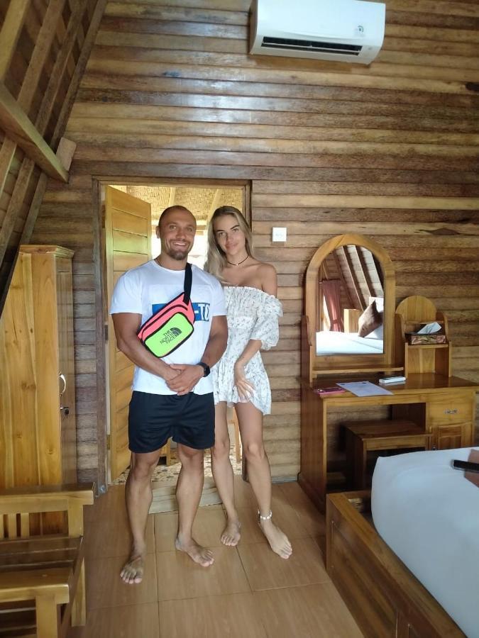 Kubu Penida * Tanglad